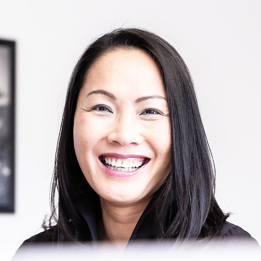 Vertrieb International: Kim-Thuy Dinh
