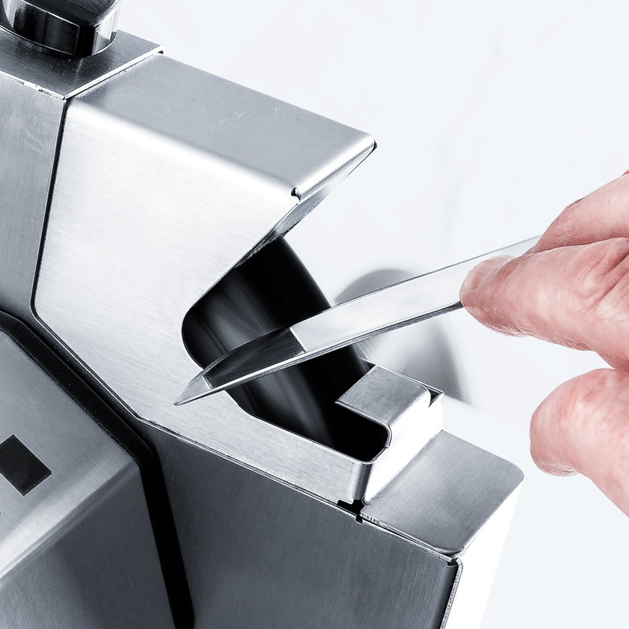 Deburring and polishing hand knives Deburring and polishing hand knives
